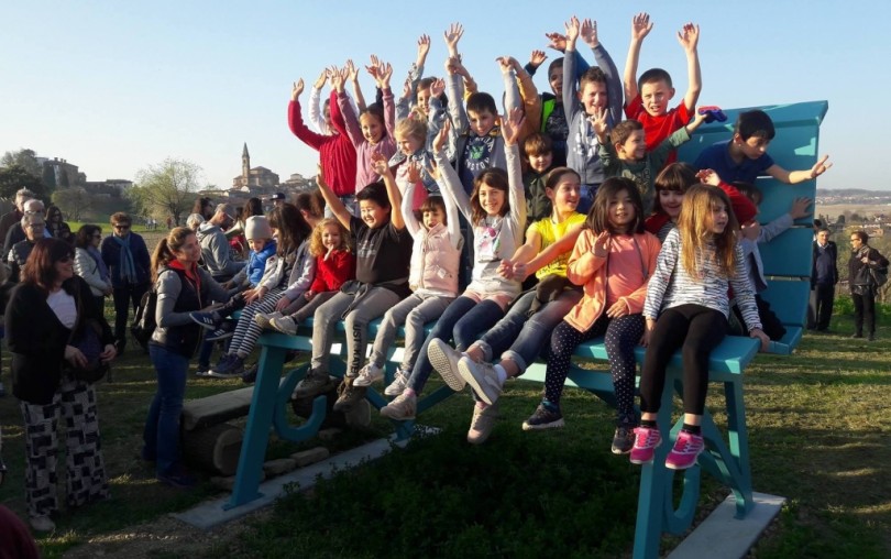 Inaugurata la Big Bench di Tonco: adesso tocca a Calliano